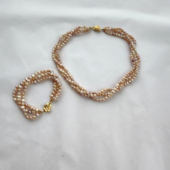 Genuine Pearl Statement Choker Necklace & Bracelet Set New Peachy Pink Old Money - Picture 3 of 11